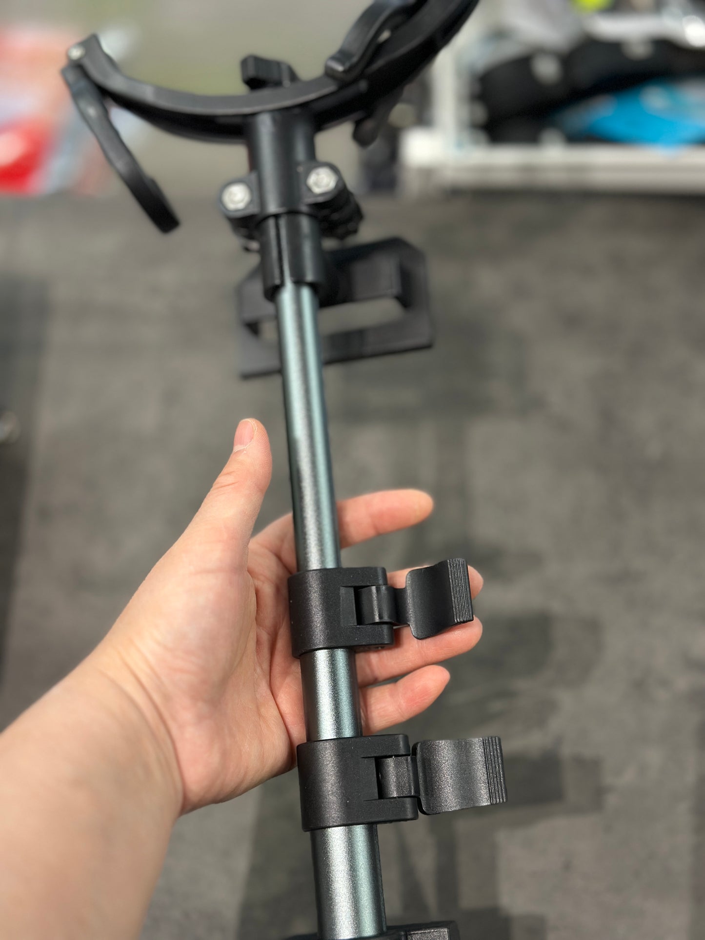 WEFOX- ISO fishing rod holder(Two practical methods)