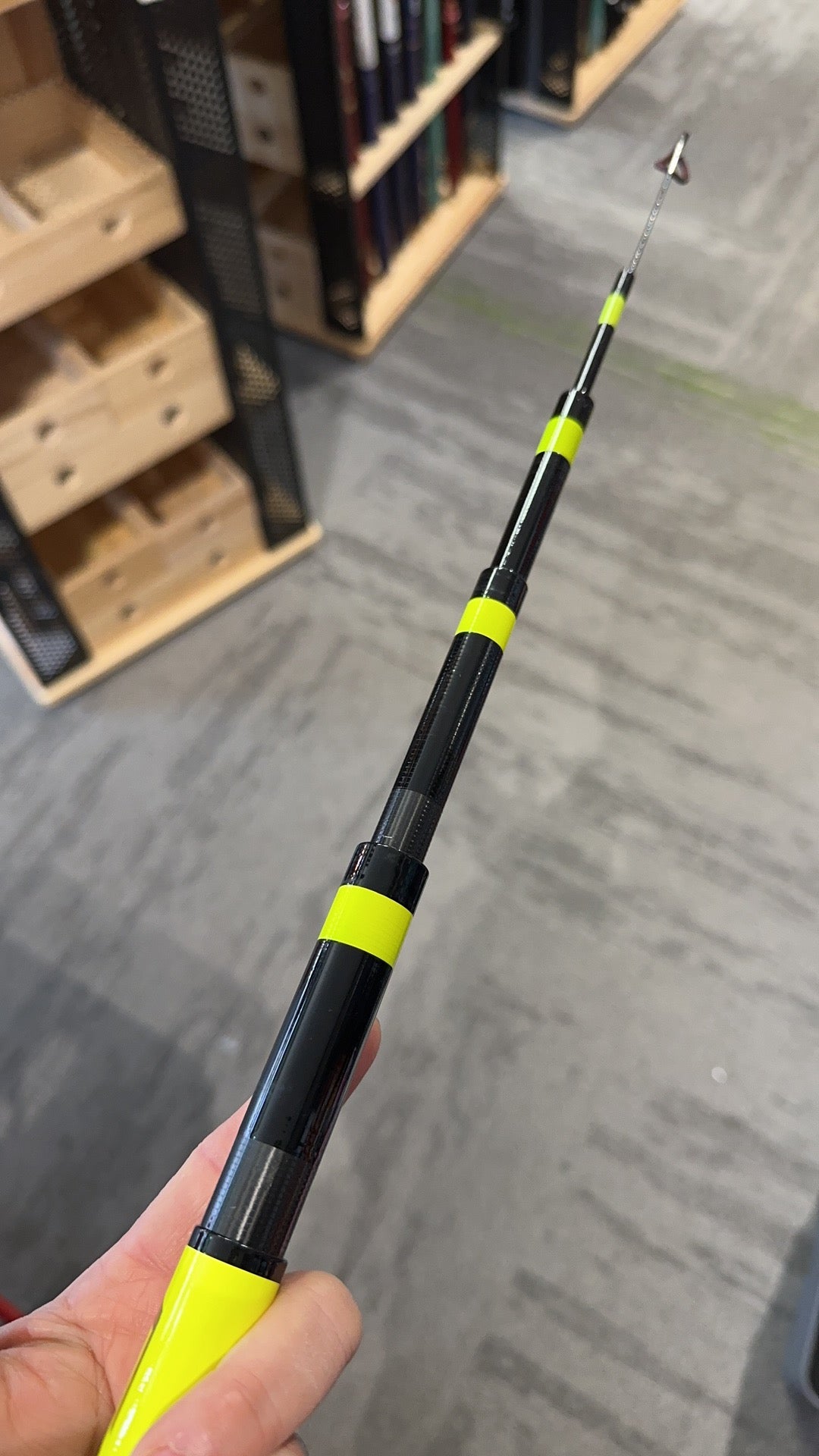 GW- Carbon Fiber Telescopic Fishing Pole